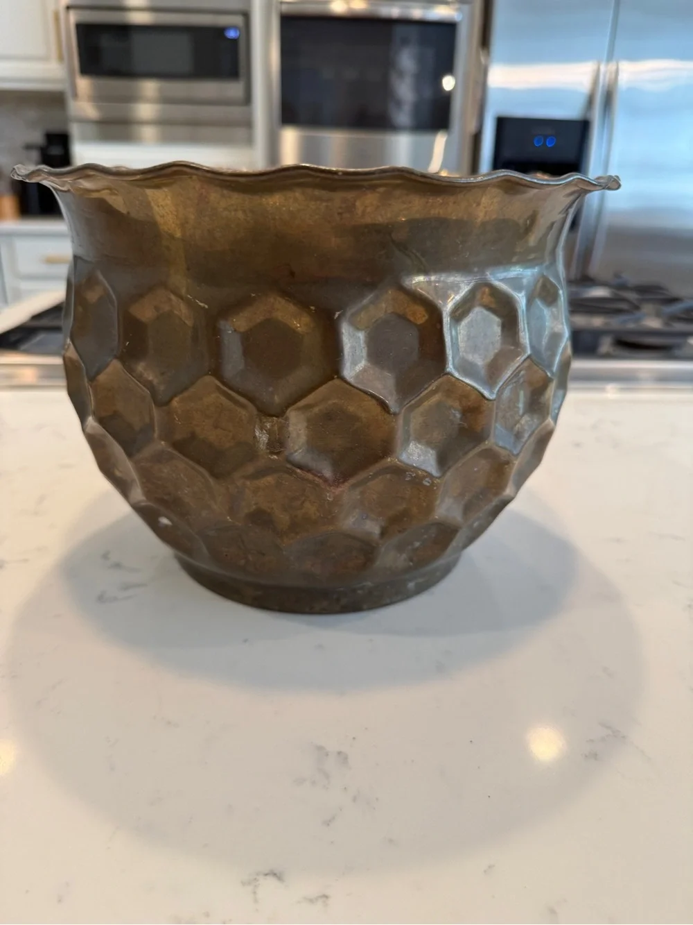 Vintage India Brass Planter Cachepot Hammered Honeycomb Scalloped Rim 10”